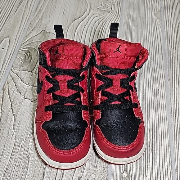 Nike Air Jordan 1 Mid Reverse Bred Sneakers Red/Black Toddler Size 8C - Picture 11 of 11